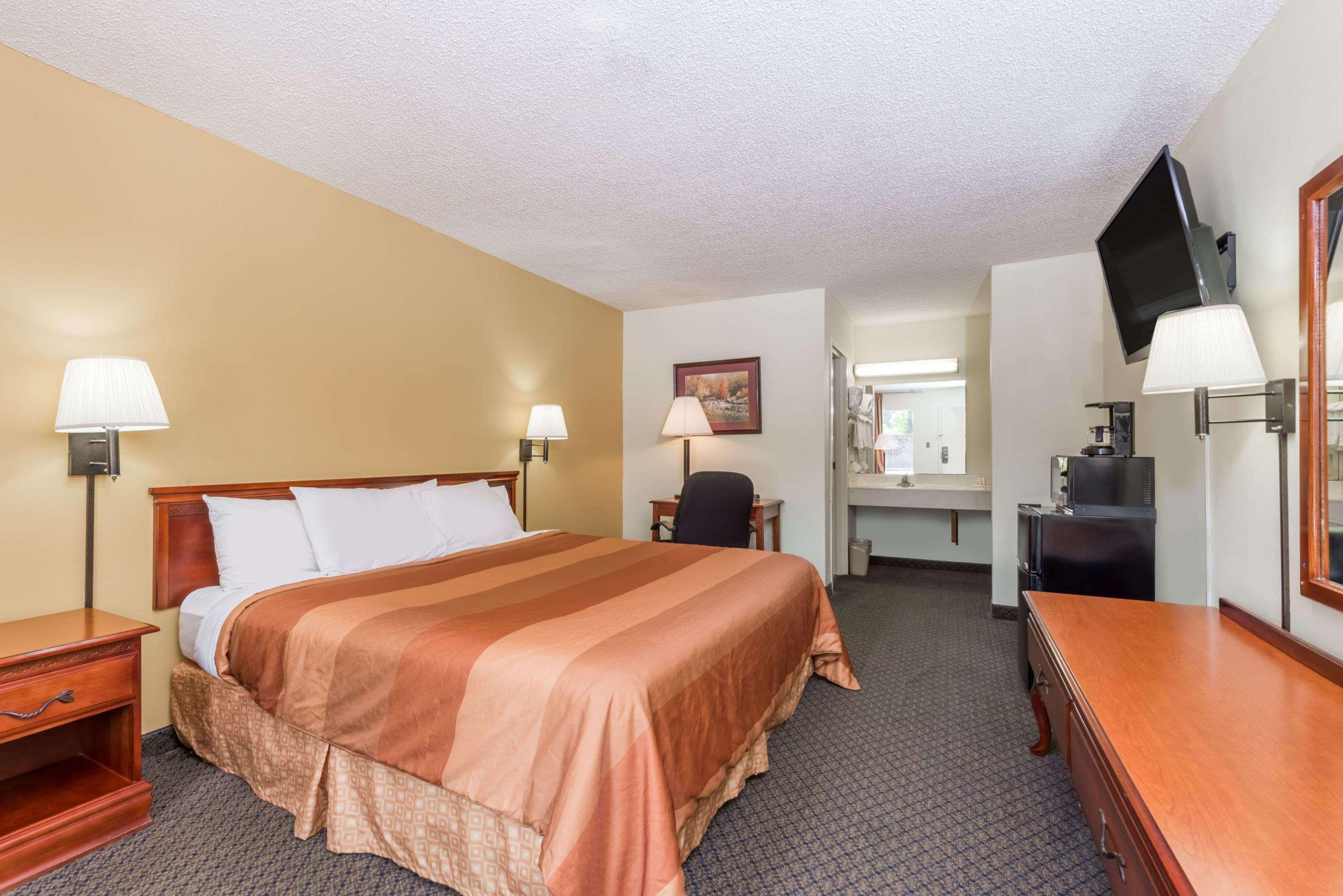Days Inn By Wyndham Fort Payne Ngoại thất bức ảnh