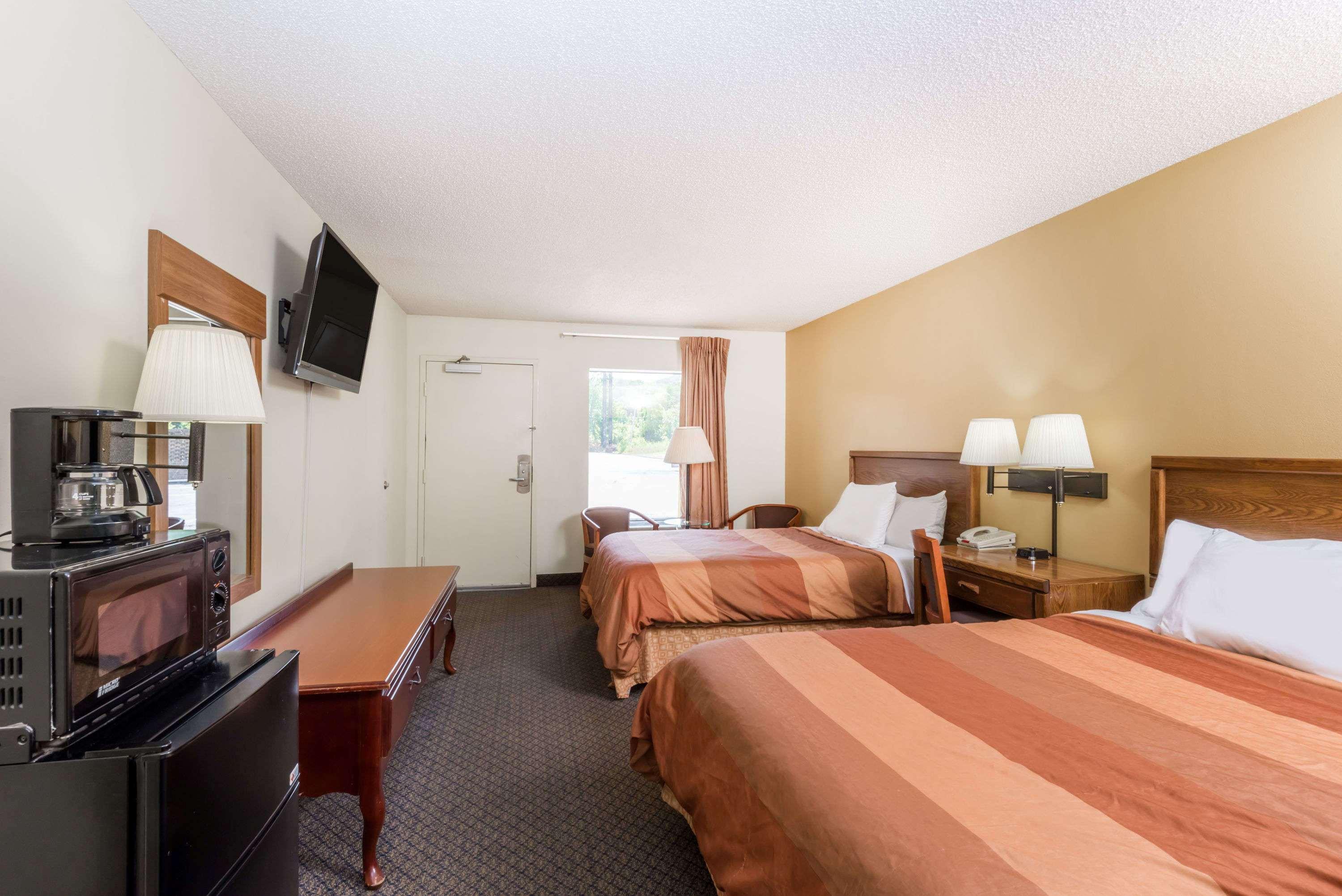 Days Inn By Wyndham Fort Payne Ngoại thất bức ảnh